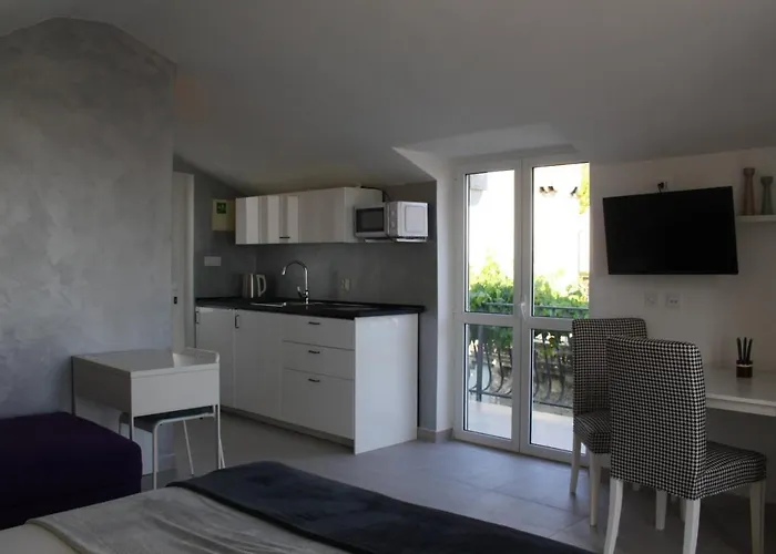 Apartments Grkovic Trsteno Adventure Experience Accommodation 1